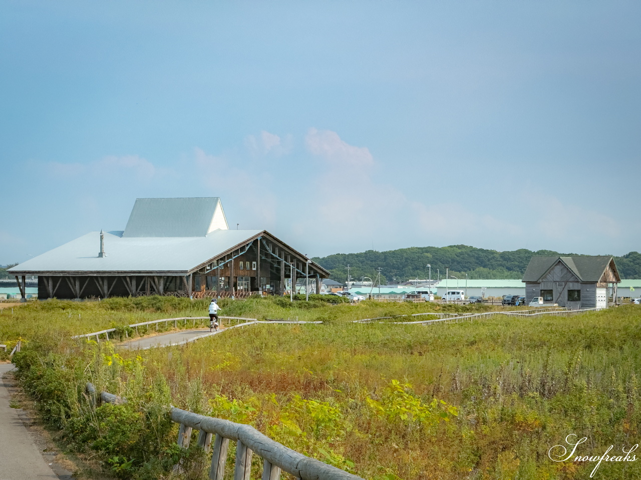 これぞ、北海道！サロマ湖とオホーツク海を望みながら『ワッカ原生花園』をのんびりサイクリング(^^)/